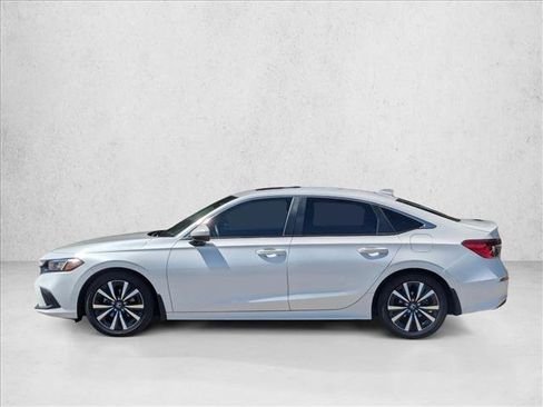 Used 2023 Honda Civic EX image 9