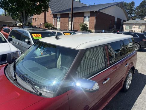 Used 2009 Ford Flex Limited image 4