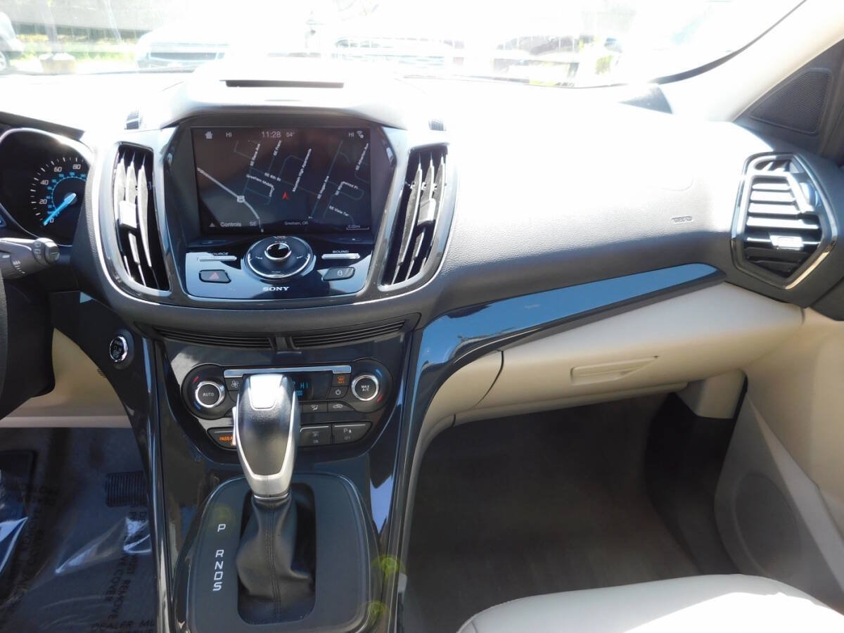 Used 2016 Ford Escape Titanium w/ Equipment Group 301A AWD/4WD image 9