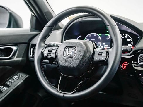 Used 2025 Honda Civic Sport image 15