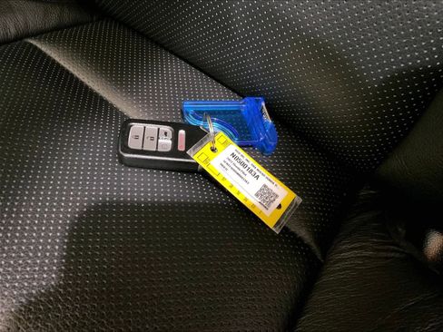 Used 2022 Honda Pilot TrailSport image 32