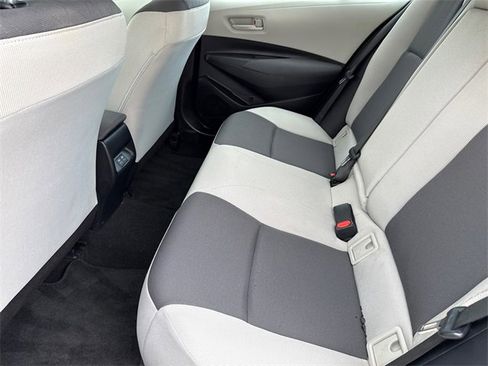 Used 2024 Toyota Corolla LE image 15