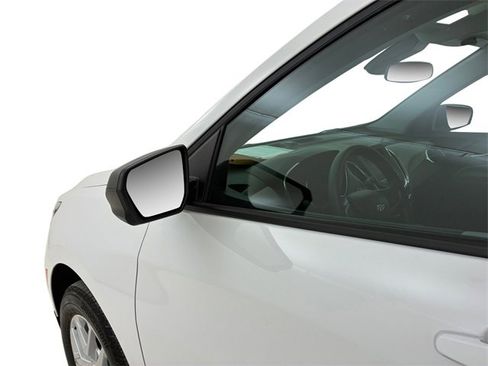 Used 2023 Chevrolet Equinox LS w/ LS Convenience Package image 10