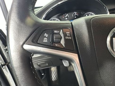Used 2022 Buick Encore Preferred w/ Safety Package II AWD/4WD image 16