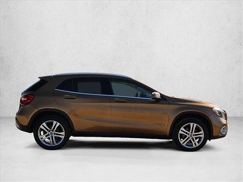 Used 2018 Mercedes-Benz GLA 250 image 4