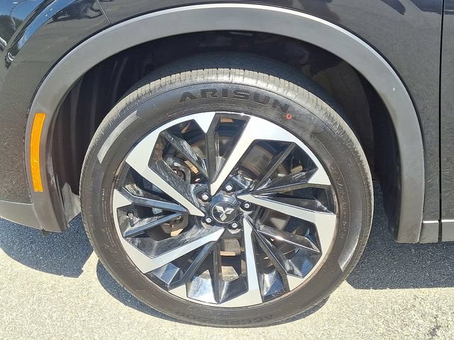 Used 2024 Mitsubishi Outlander SE AWD/4WD image 8