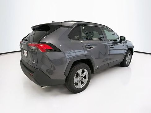 Certified 2025 Toyota RAV4 LE AWD/4WD image 6
