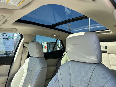 Certified 2023 Buick Envision Avenir AWD/4WD image 34