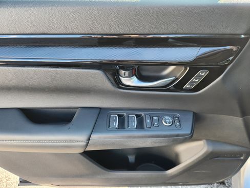 Certified 2023 Honda CR-V EX-L image 17