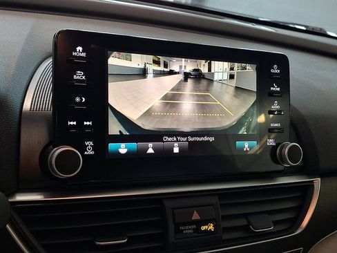 Used 2018 Honda Accord EX-L image 17