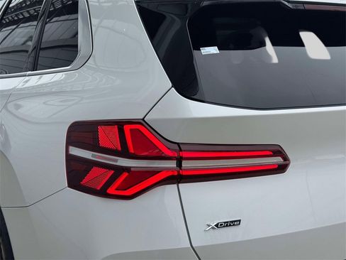 Certified 2025 BMW X3 xDrive30i image 10