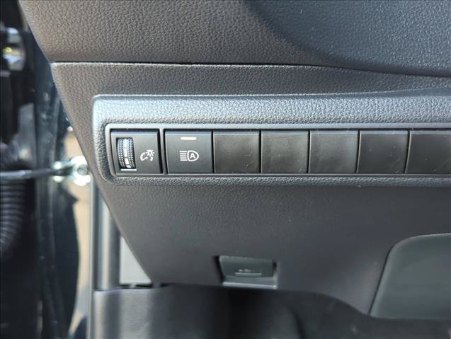 Used 2024 Toyota Corolla LE FWD image 14