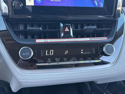 Used 2026 Toyota Corolla Cross LE image 36