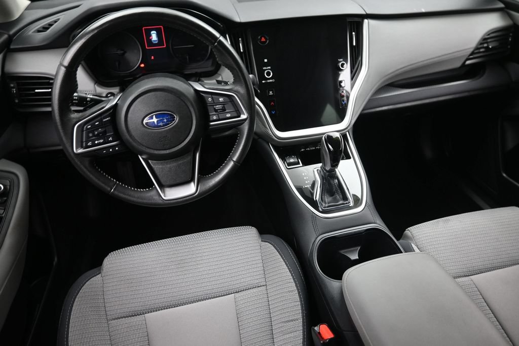 Used 2025 Subaru Outback Premium AWD/4WD image 16