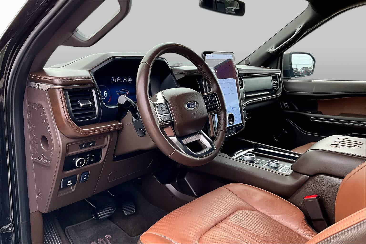 Used 2024 Ford Expedition Max King Ranch AWD/4WD image 18