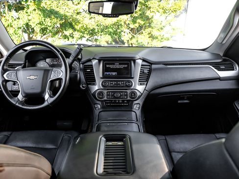 Used 2018 Chevrolet Tahoe Premier image 17