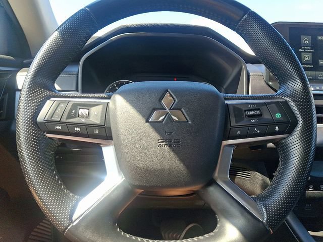 Used 2024 Mitsubishi Outlander SE AWD/4WD image 19