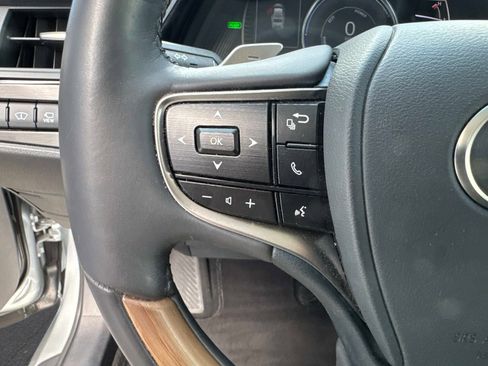 Certified 2024 Lexus ES 300h w/ Accessory Package (Z1) FWD image 30