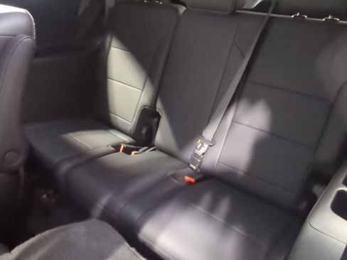 Used 2025 Buick Enclave Preferred image 33