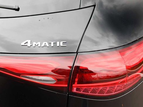 New 2026 Mercedes-Benz GLC 300 GLC 300 image 11