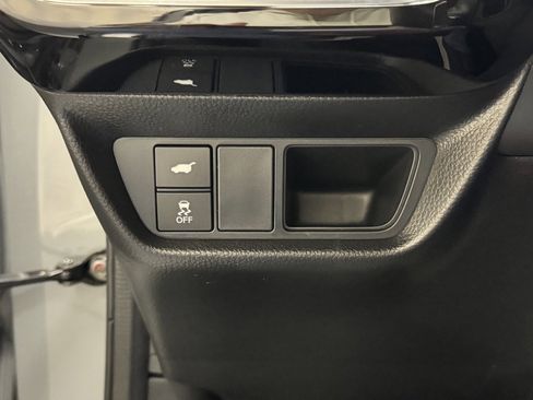 Used 2025 Acura ADX A-Spec image 16