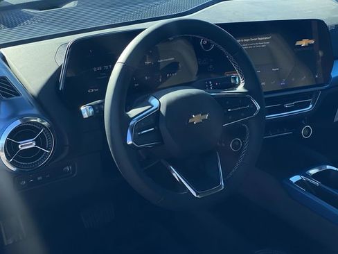 New 2026 Chevrolet Equinox EV LT FWD image 18