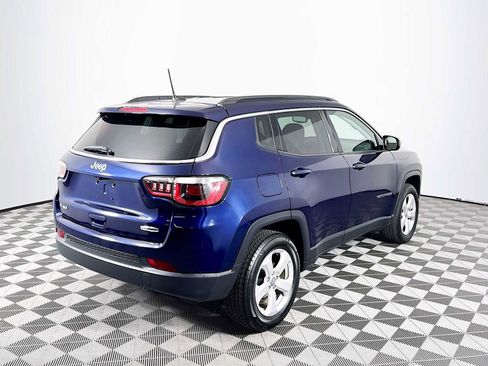 Used 2018 Jeep Compass Latitude w/ Popular Equipment Group image 5