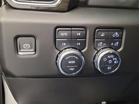 Used 2023 GMC Sierra 1500 Denali image 29