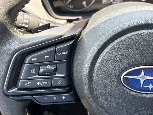 Used 2025 Subaru Crosstrek 2.5i Sport AWD/4WD image 19