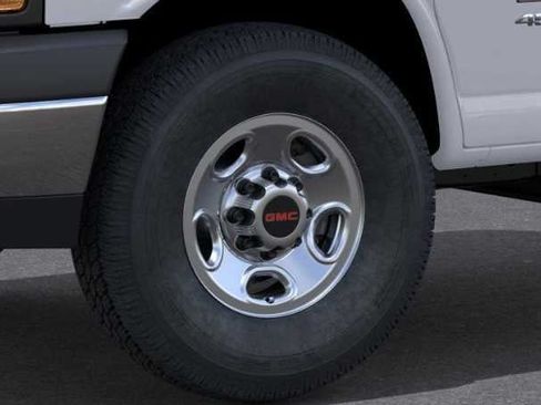 New 2025 GMC Savana 3500 w/ Power Convenience Package RWD image 3