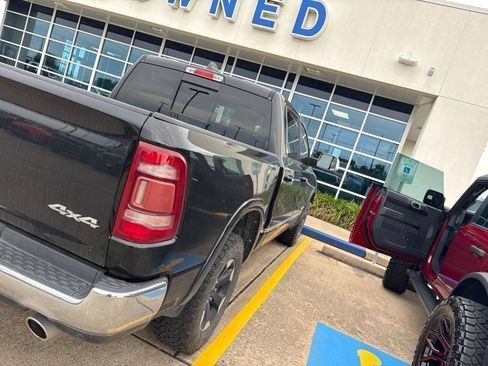 Used 2019 RAM 1500 Limited w/ Advanced Safety Group AWD/4WD image 8