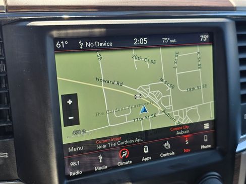 Used 2018 RAM 3500 Laramie AWD/4WD image 10