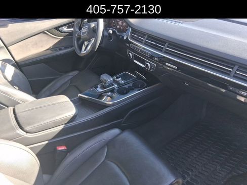 Used 2017 Audi Q7 3.0T Prestige w/ Prestige Package image 7