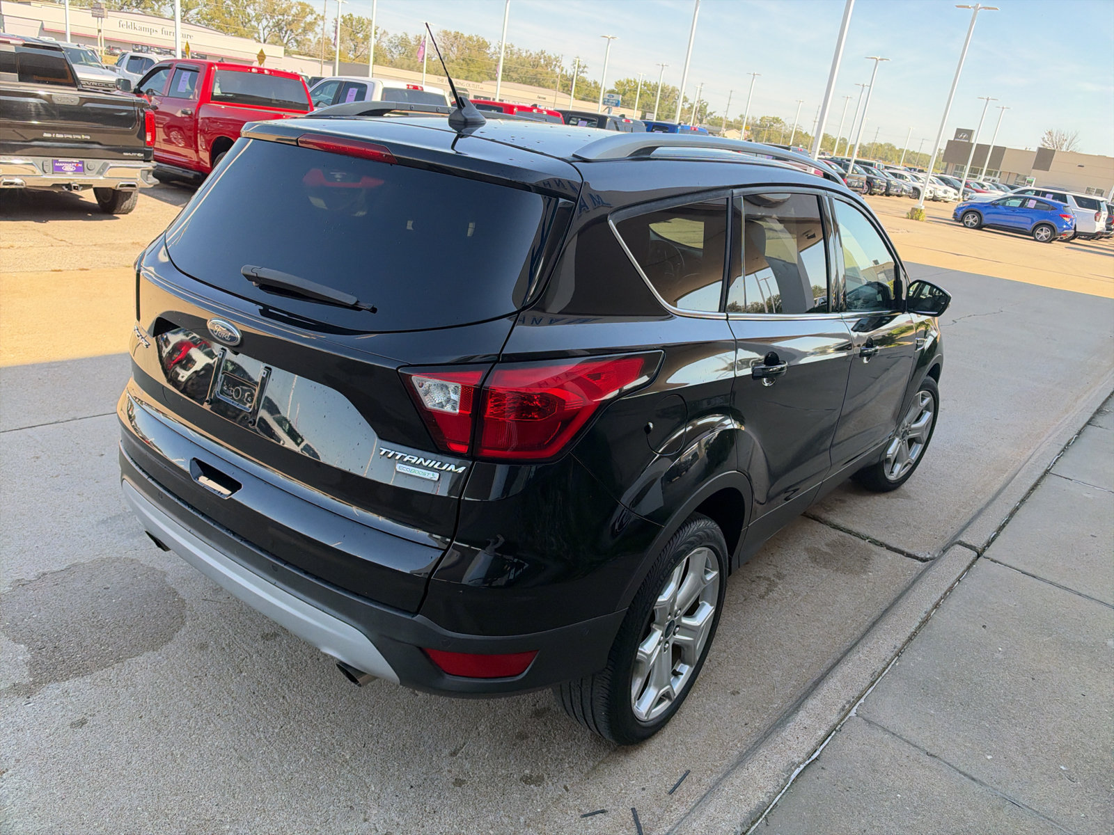 Used 2019 Ford Escape Titanium FWD image 6