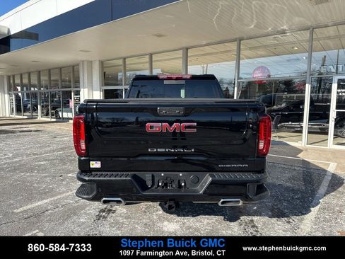 Used 2022 GMC Sierra 1500 Denali image 6