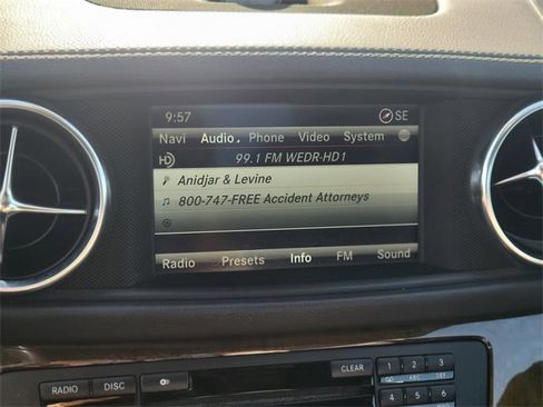 Used 2014 Mercedes-Benz SL 550 image 19