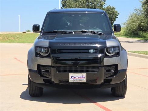 Used 2023 Land Rover Defender 130 X image 2