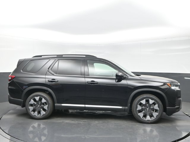 New 2026 Honda Pilot Touring image 7