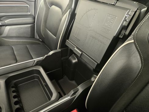 Used 2025 RAM 1500 Laramie AWD/4WD image 31