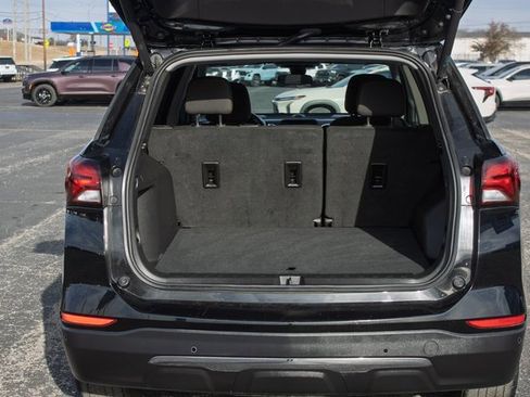 Used 2024 Chevrolet Equinox LT image 11