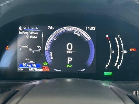 Used 2025 Lexus UX 300h FWD w/ Accessory Package (Z2) image 19