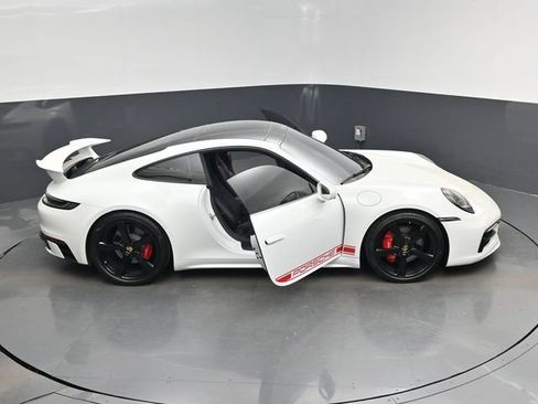 Used 2023 Porsche 911 Carrera S RWD image 18