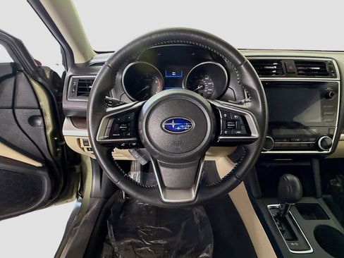Used 2019 Subaru Outback 2.5i Limited image 13