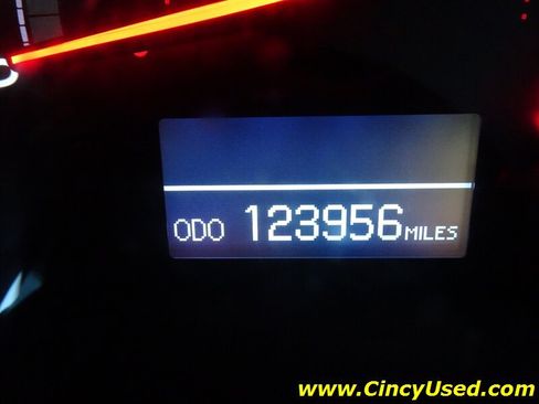 Used 2011 Toyota Sequoia Limited AWD/4WD image 27