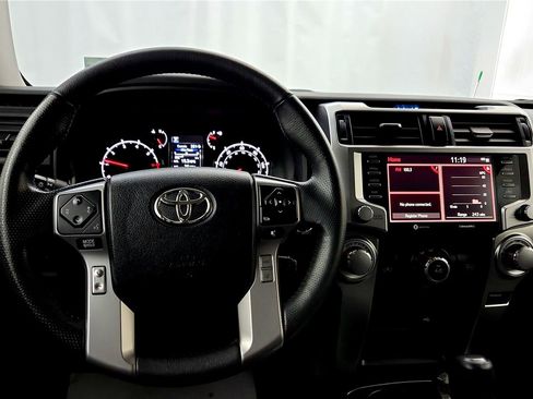 Used 2024 Toyota 4Runner SR5 image 27