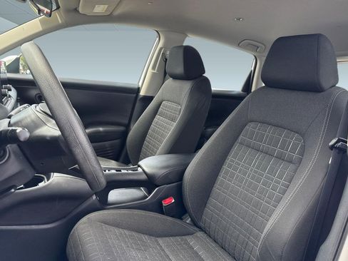 Used 2023 Honda HR-V LX image 21