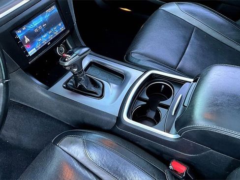 Used 2020 Dodge Charger SXT w/ Leather Interior Group image 15