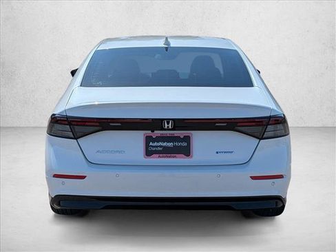 Used 2024 Honda Accord EX-L image 7