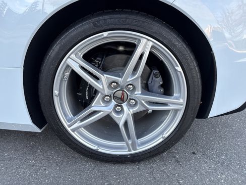 Used 2021 Chevrolet Corvette Stingray Preferred Cpe w/ 2LT image 14