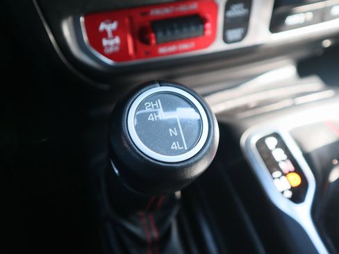 Used 2020 Jeep Gladiator Rubicon image 29